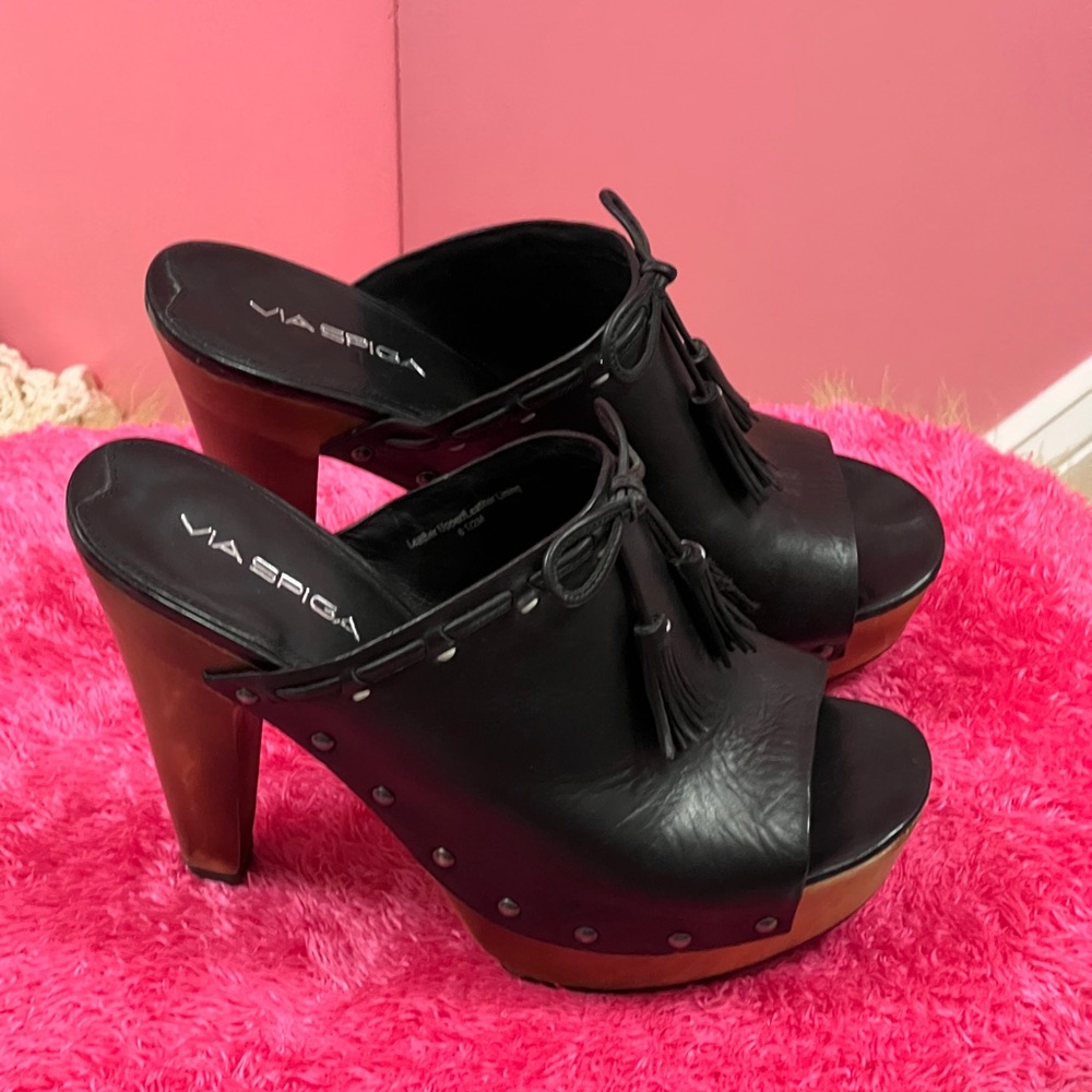 Via Spiga Black and Brown Women's Tassel Mules